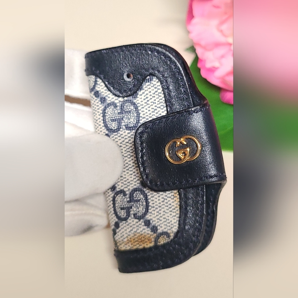 Gucci 🔥Classic Navy Monogram Mini Key Case Project Piece Unique - Picture 2 of 7